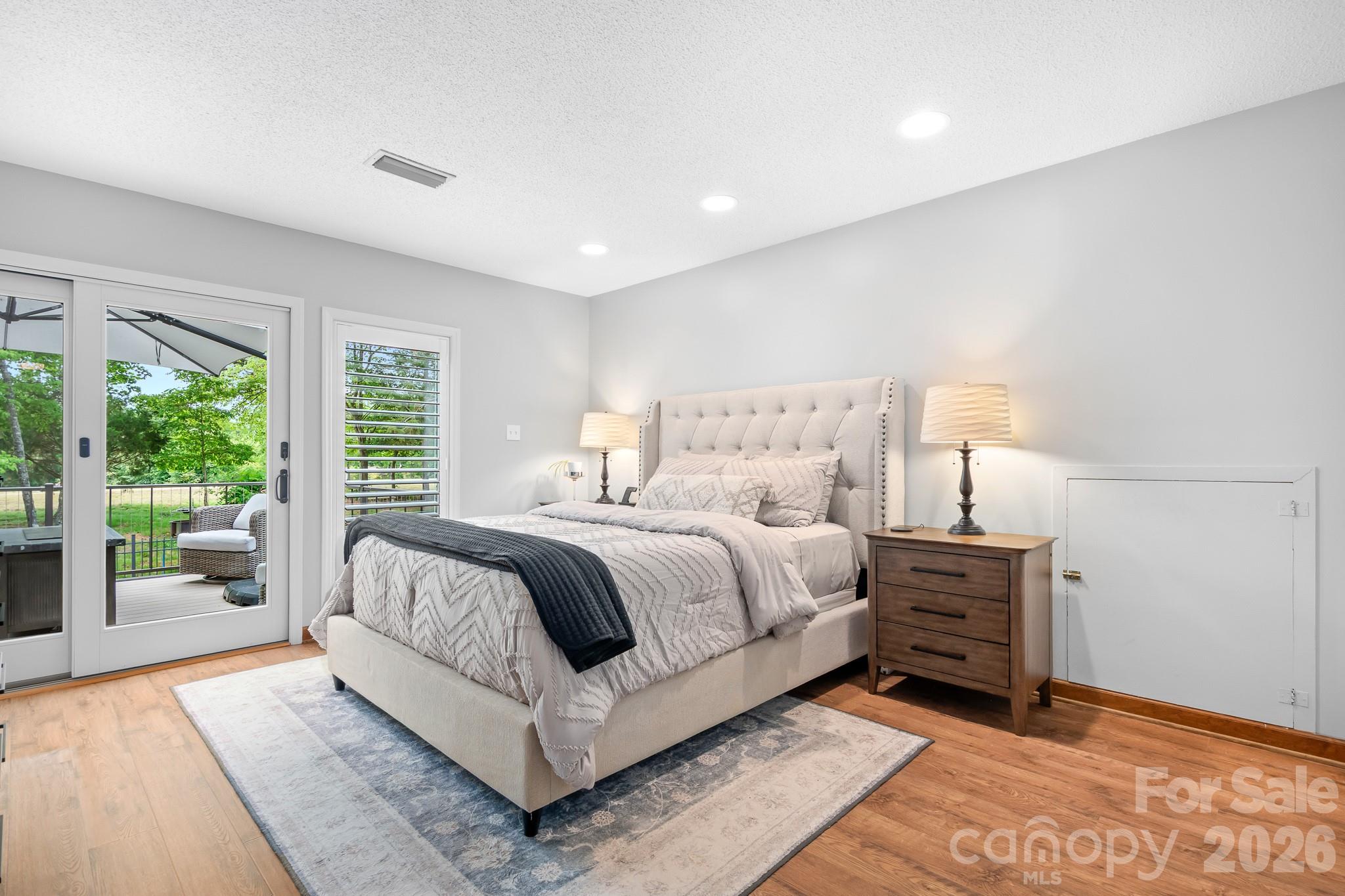 3469 Lake Shore Road S Denver NC 28037