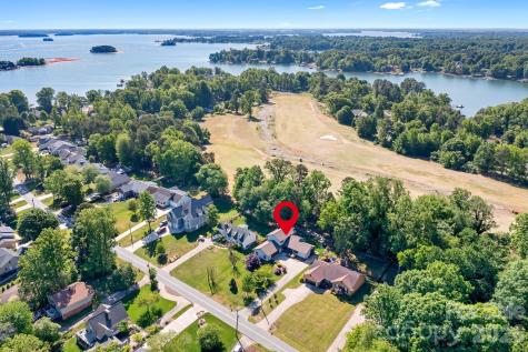 3469 Lake Shore Road S Denver NC 28037