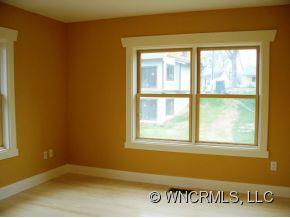 37 Reynolds Road Asheville NC 28806