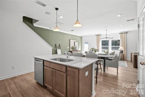 11912 Oak Street Charlotte NC 28269