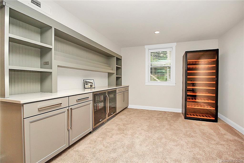 132 Scofield Road Charlotte NC 28209