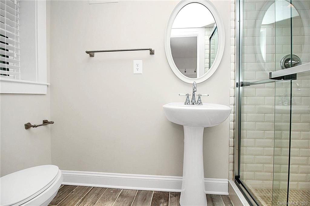 132 Scofield Road Charlotte NC 28209