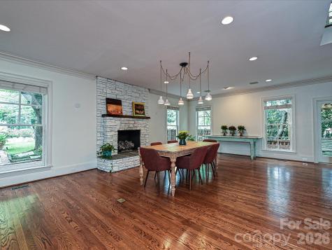 2132 Rolston Drive Charlotte NC 28207