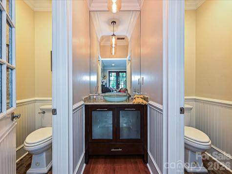 2132 Rolston Drive Charlotte NC 28207