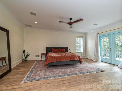 2132 Rolston Drive Charlotte NC 28207