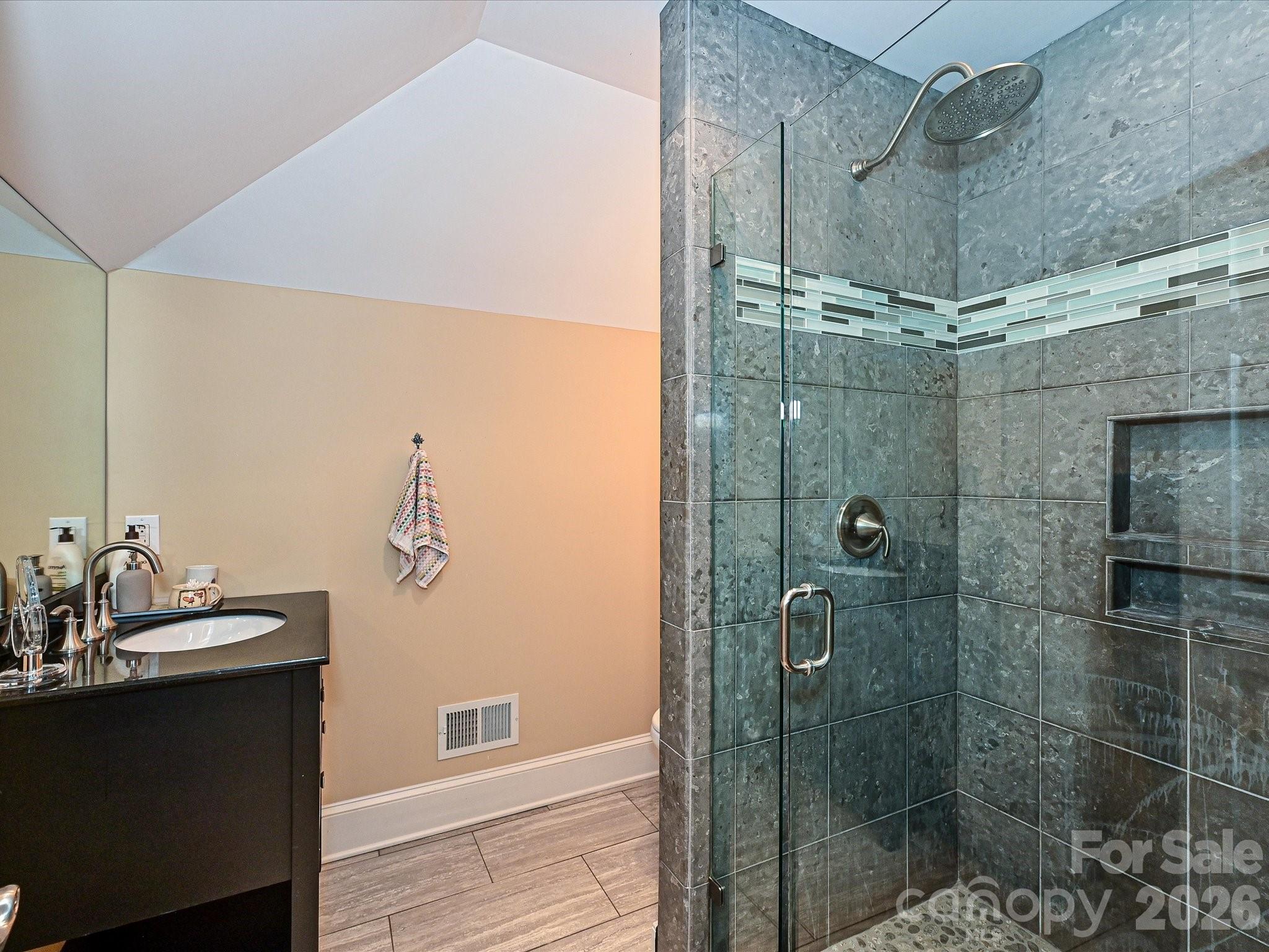 2132 Rolston Drive Charlotte NC 28207