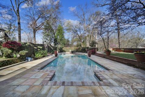 2132 Rolston Drive Charlotte NC 28207