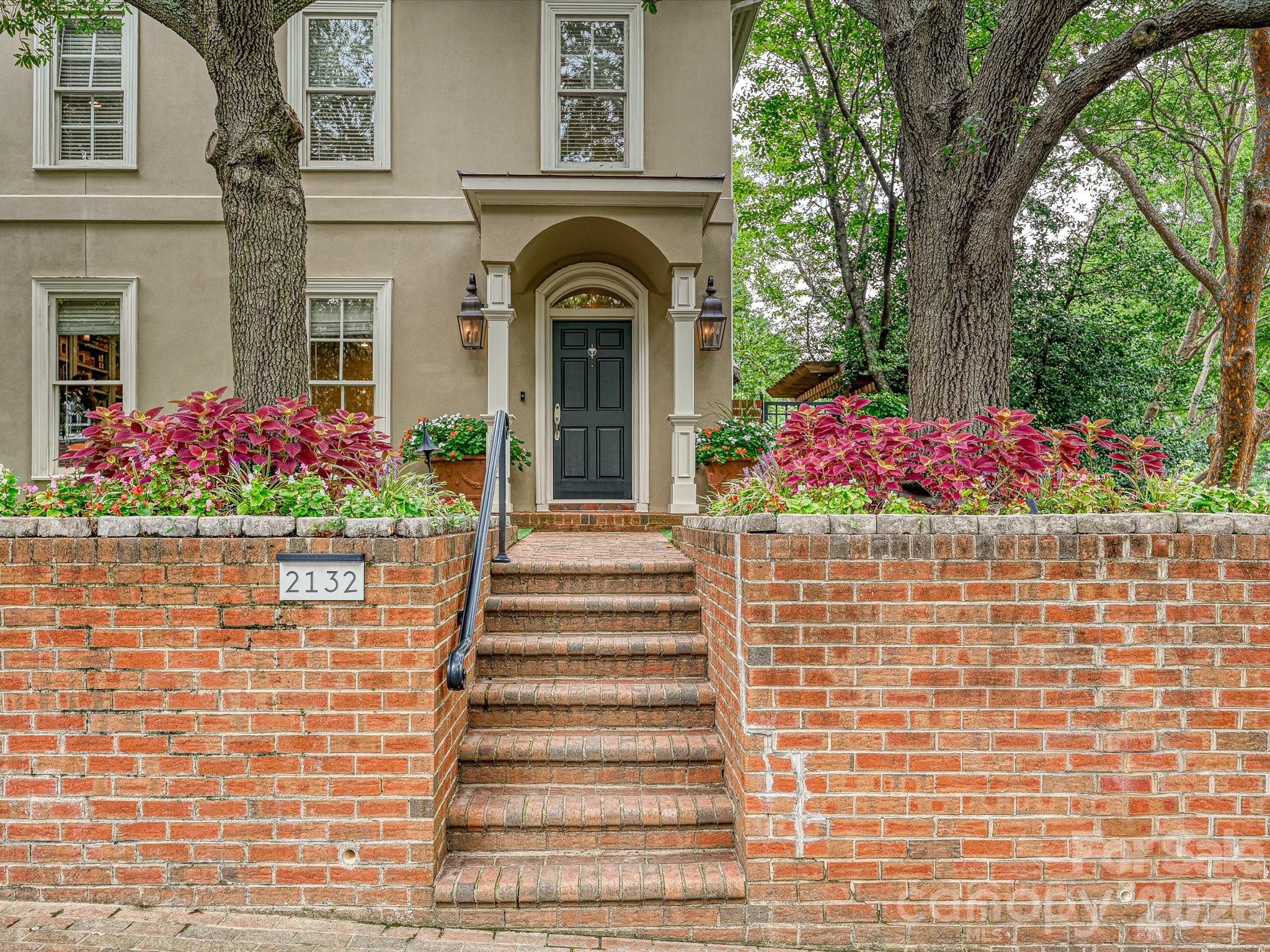 2132 Rolston Drive Charlotte NC 28207