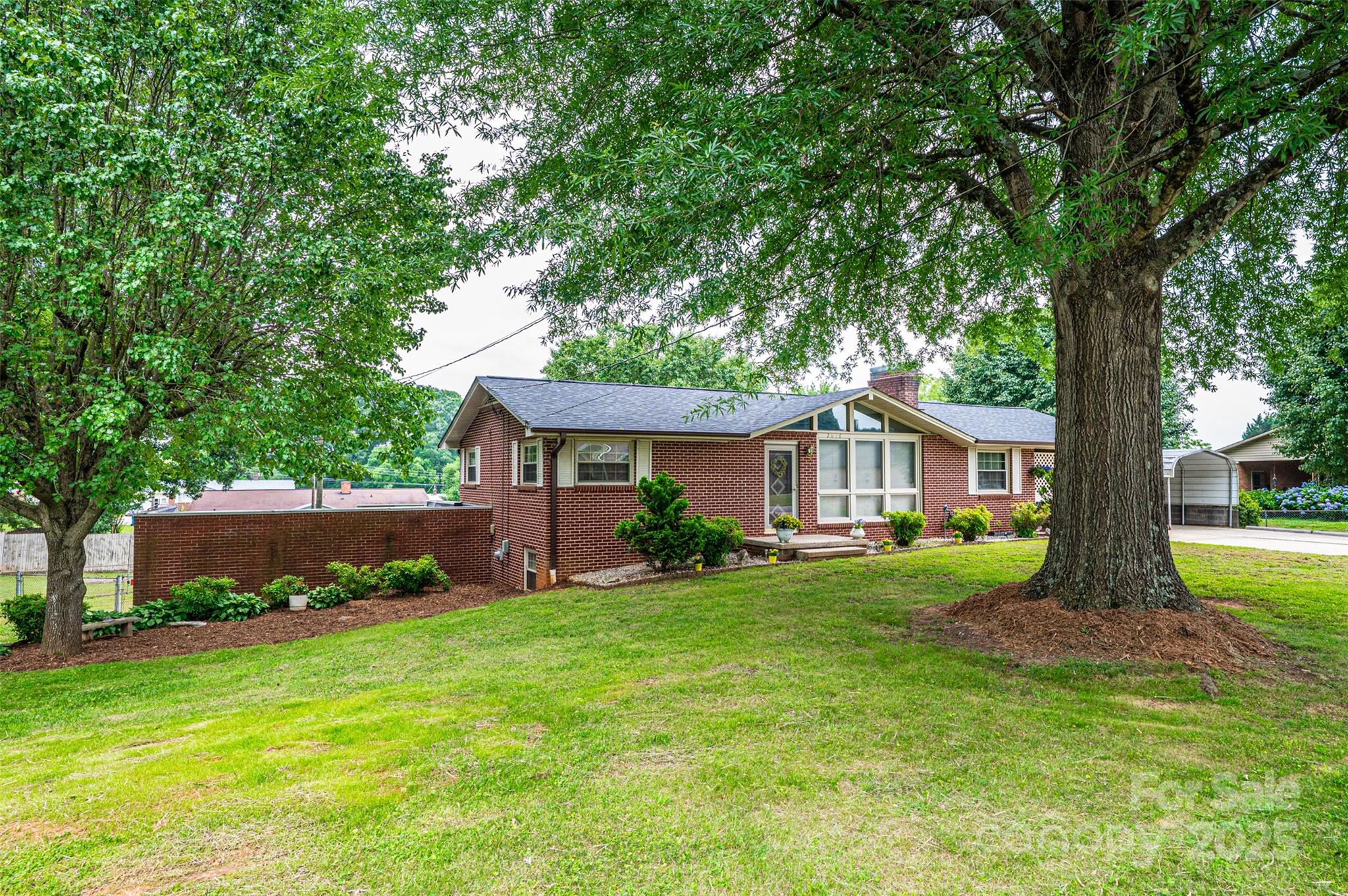 2836 20th Street Lane NE Hickory NC 28601
