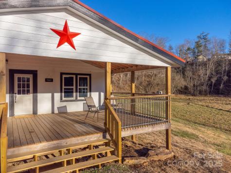 1108 Jenkins Valley Road Alexander NC 28701