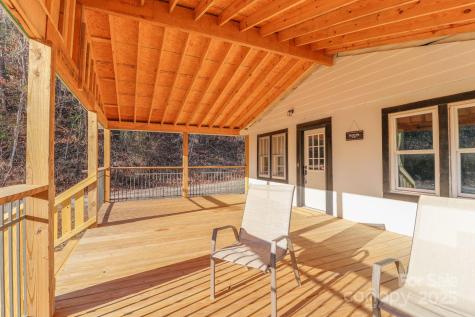 1108 Jenkins Valley Road Alexander NC 28701