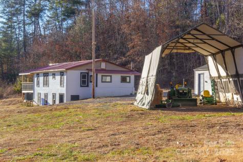 1108 Jenkins Valley Road Alexander NC 28701