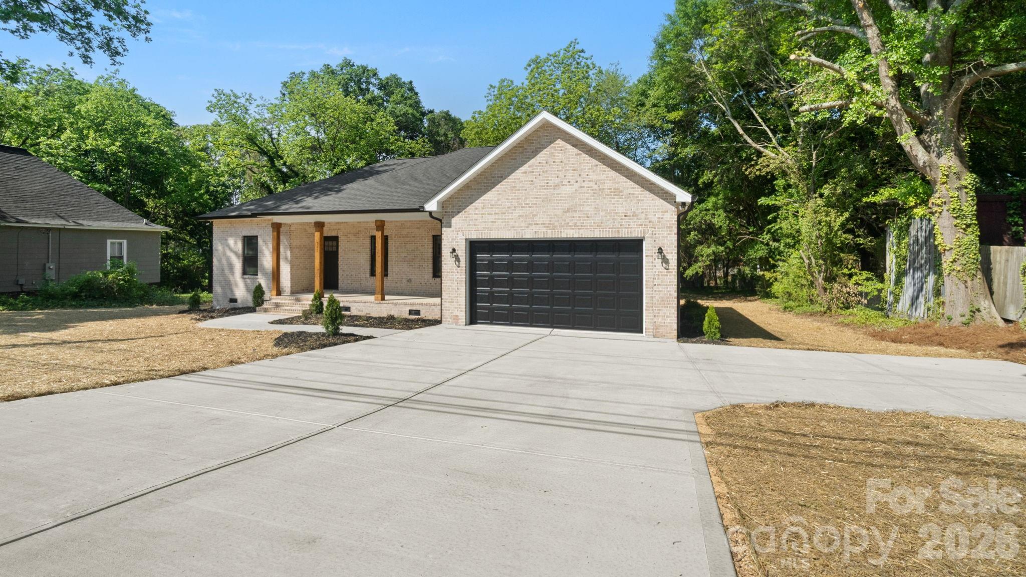 511 North Flint Street Lincolnton NC 28092