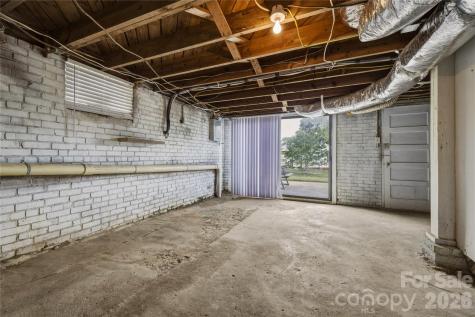 1348 Hibriten Drive SE Lenoir NC 28645