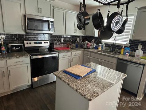 3052 Winesap Drive Dallas NC 28034