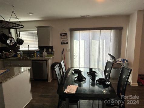 3052 Winesap Drive Dallas NC 28034
