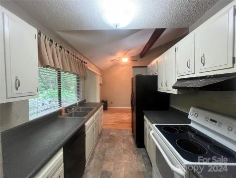 17 Muirfield Drive Arden NC 28704