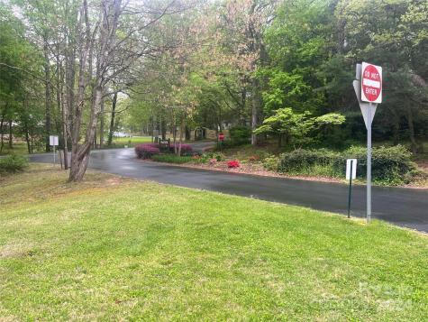 17 Muirfield Drive Arden NC 28704