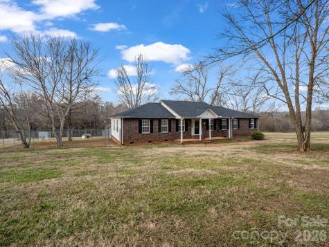 5573 Lennox Drive Kings Mountain NC 28086