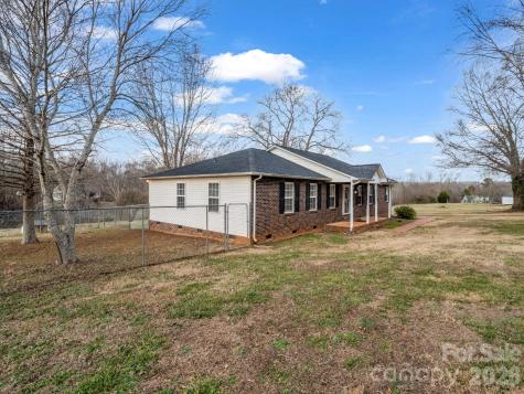 5573 Lennox Drive Kings Mountain NC 28086