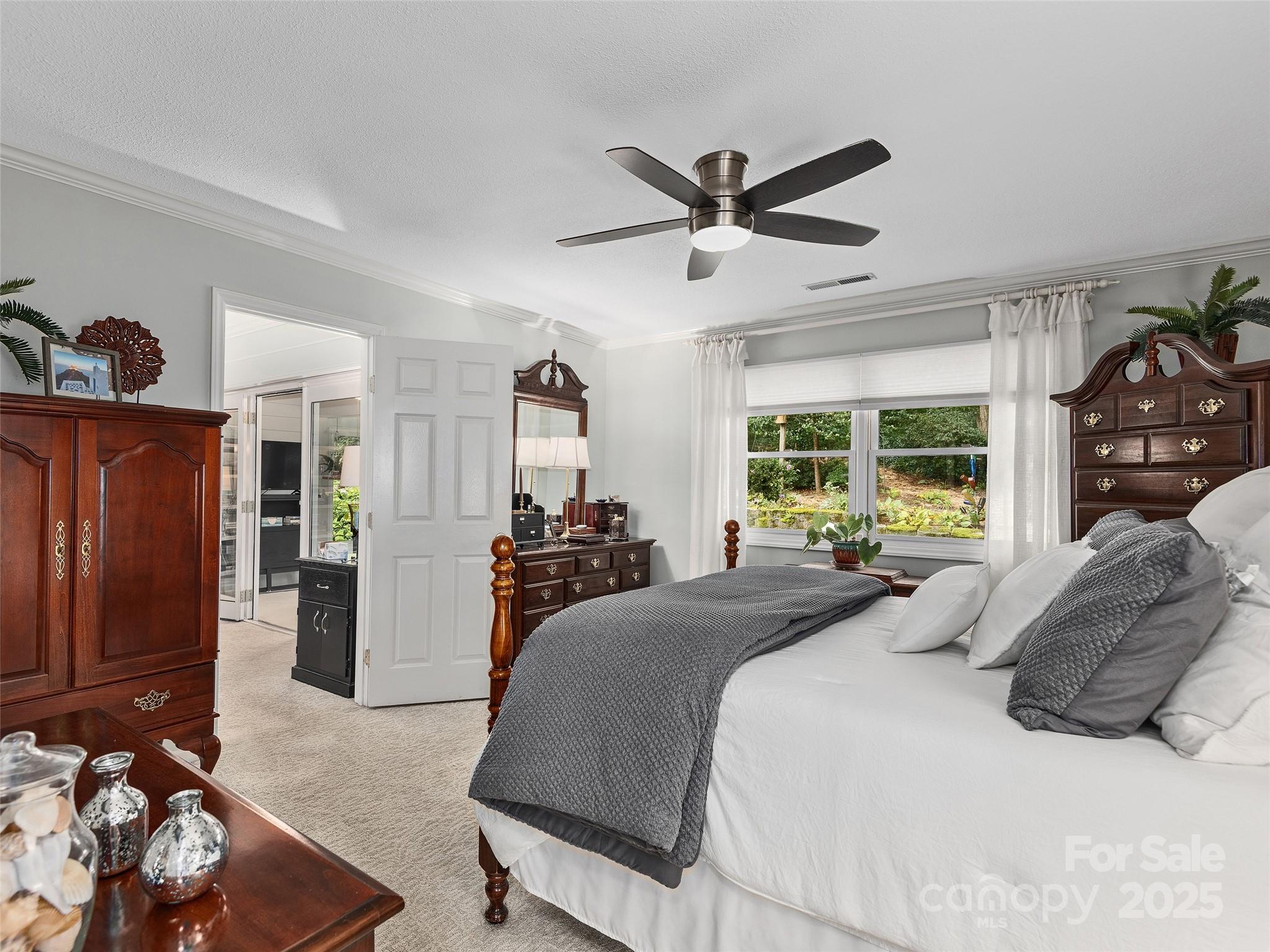 22 Cedarcliff Circle Asheville NC 28803