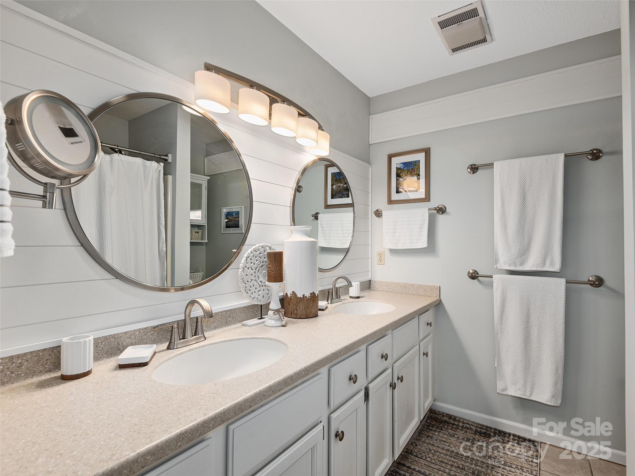 22 Cedarcliff Circle Asheville NC 28803