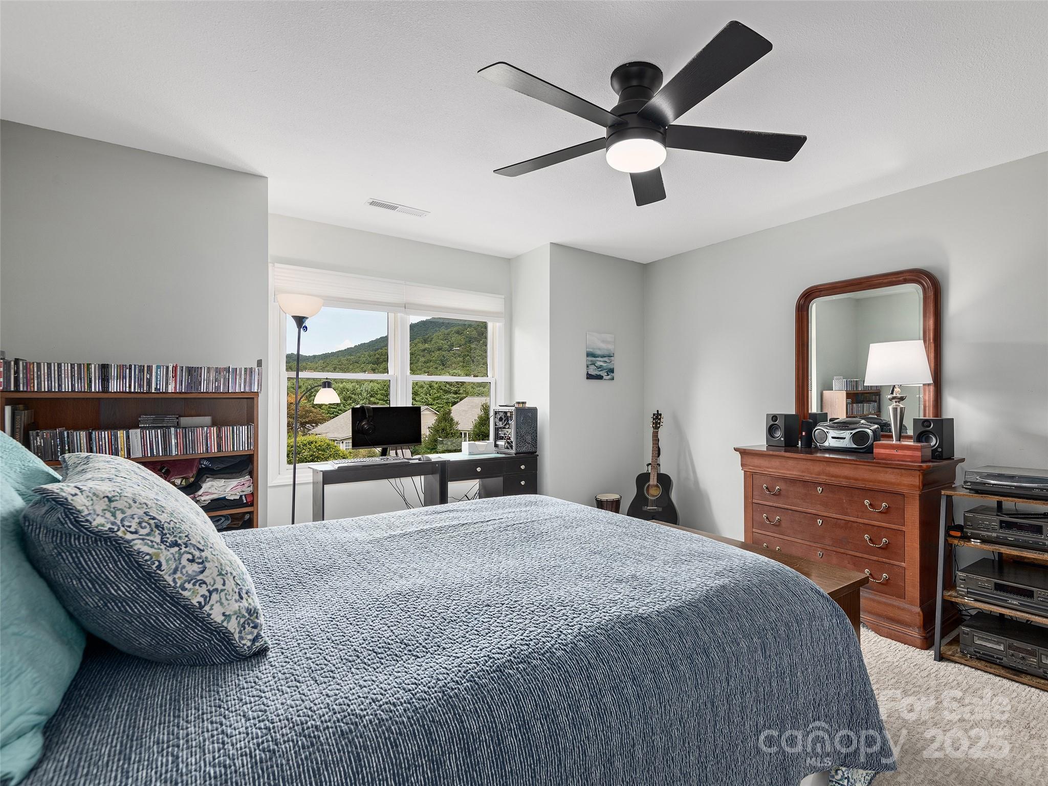 22 Cedarcliff Circle Asheville NC 28803