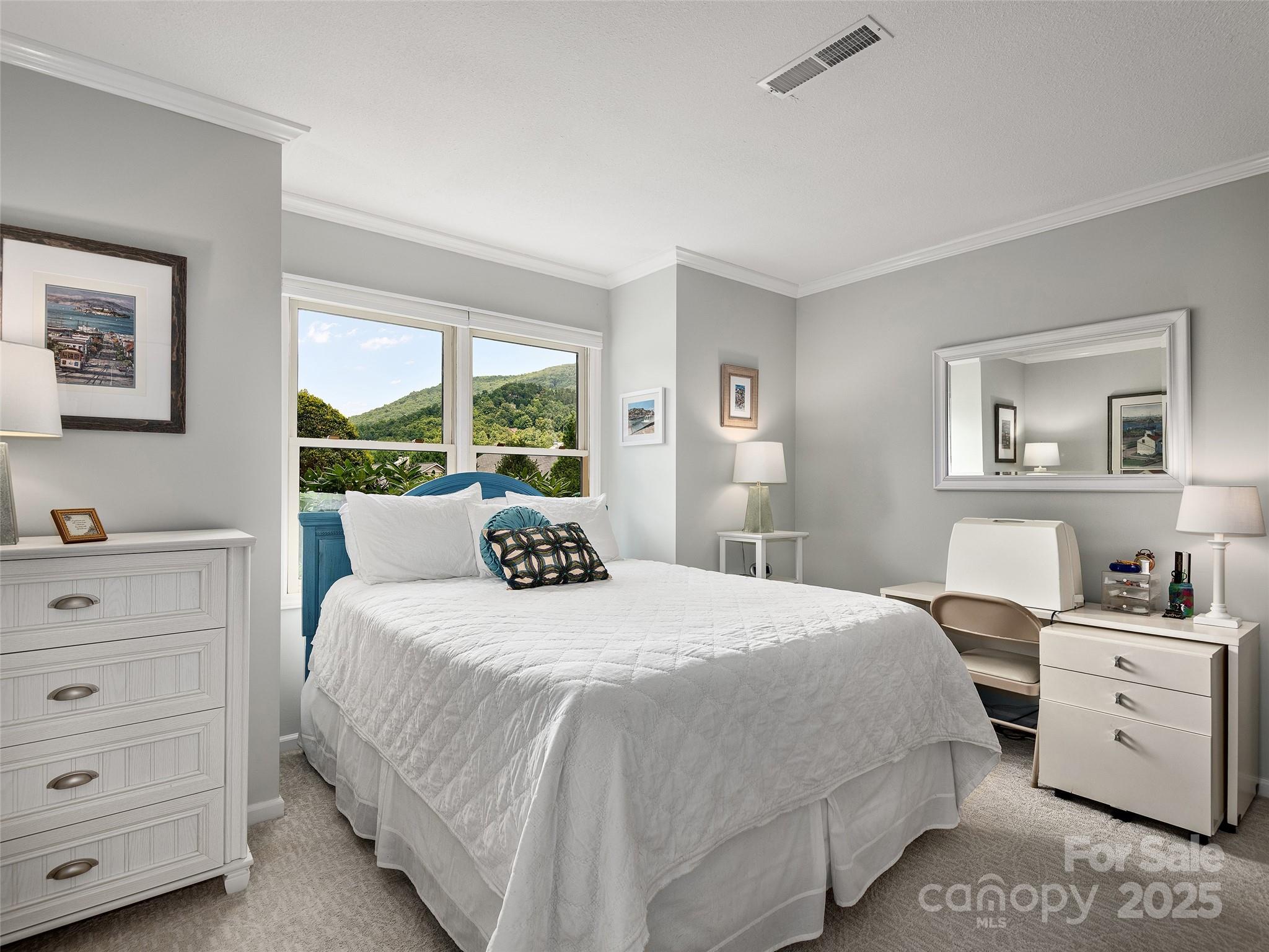 22 Cedarcliff Circle Asheville NC 28803