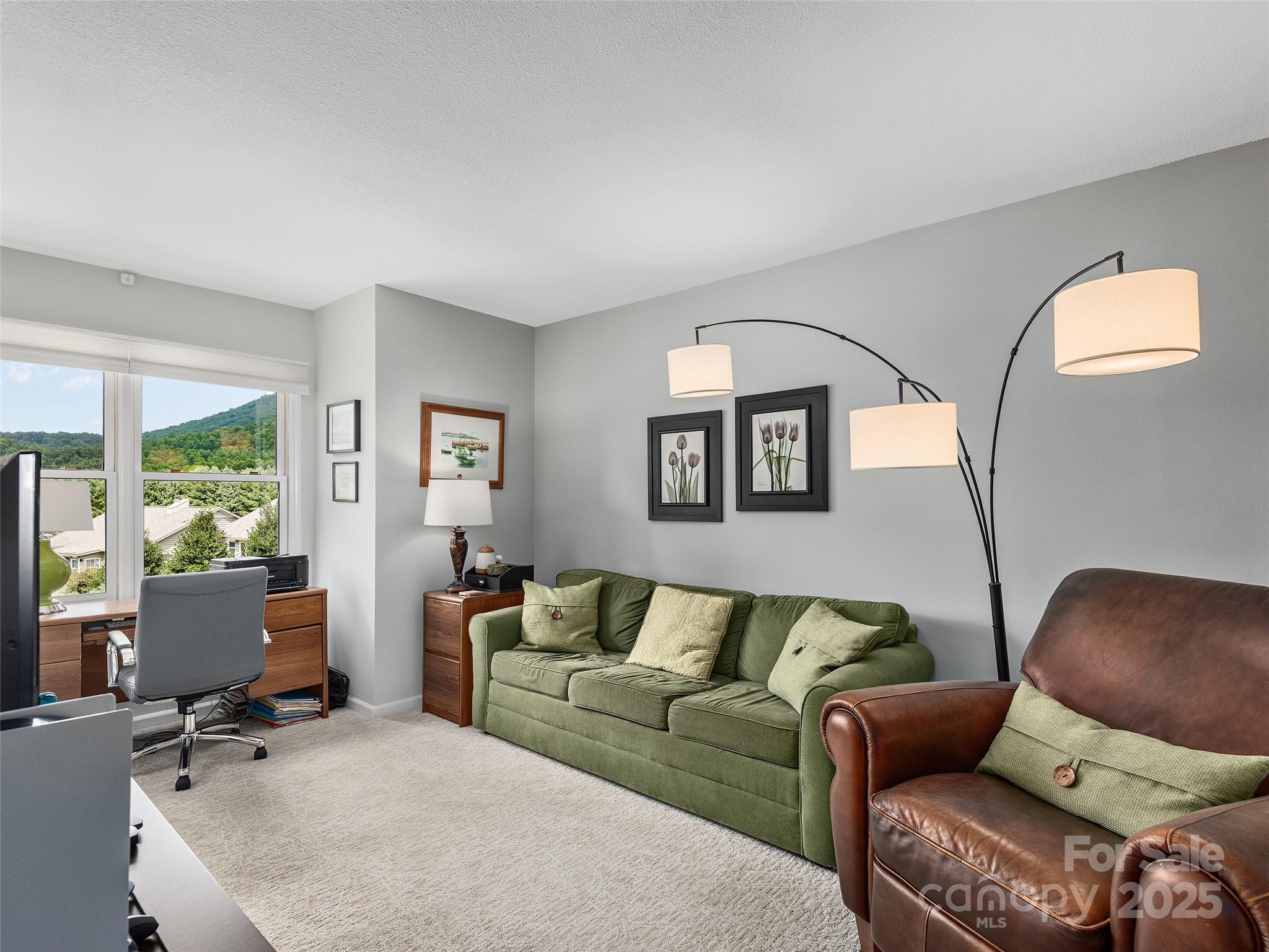 22 Cedarcliff Circle Asheville NC 28803