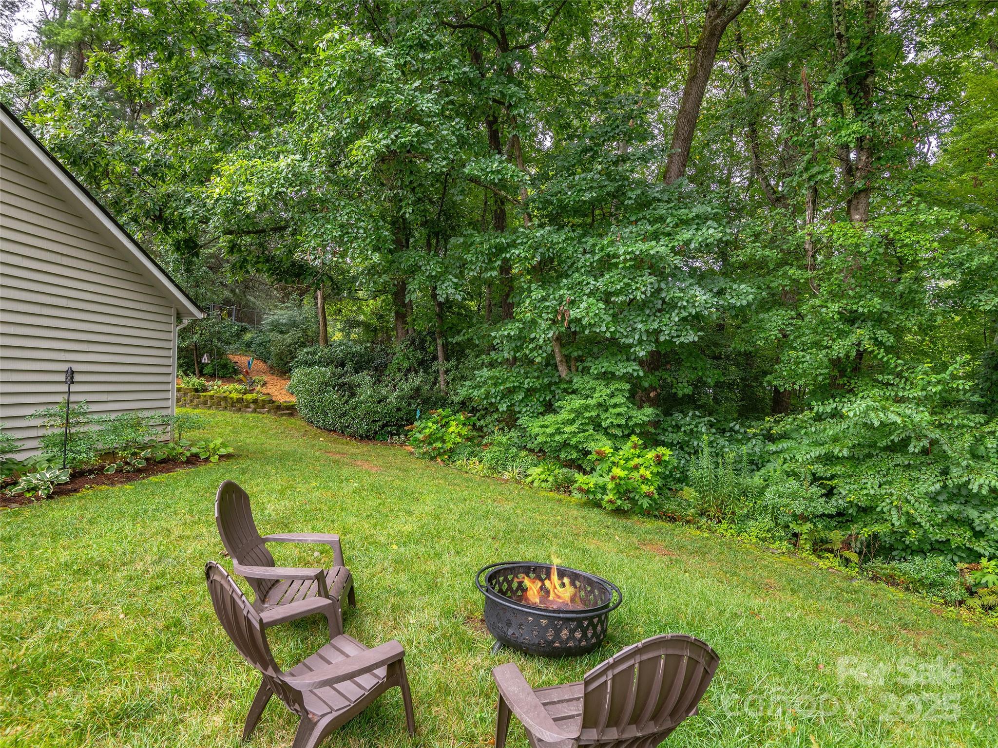 22 Cedarcliff Circle Asheville NC 28803