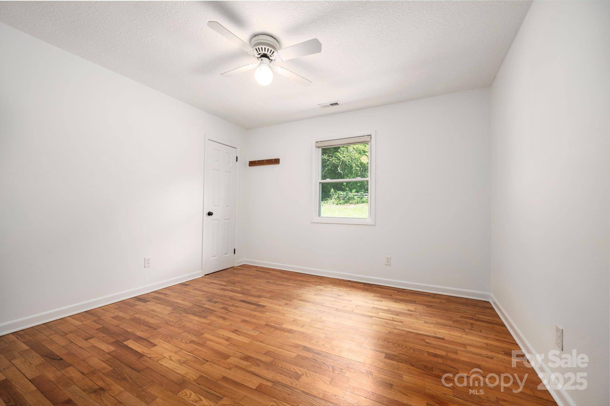 205 Cowan Cove Road Asheville NC 28806