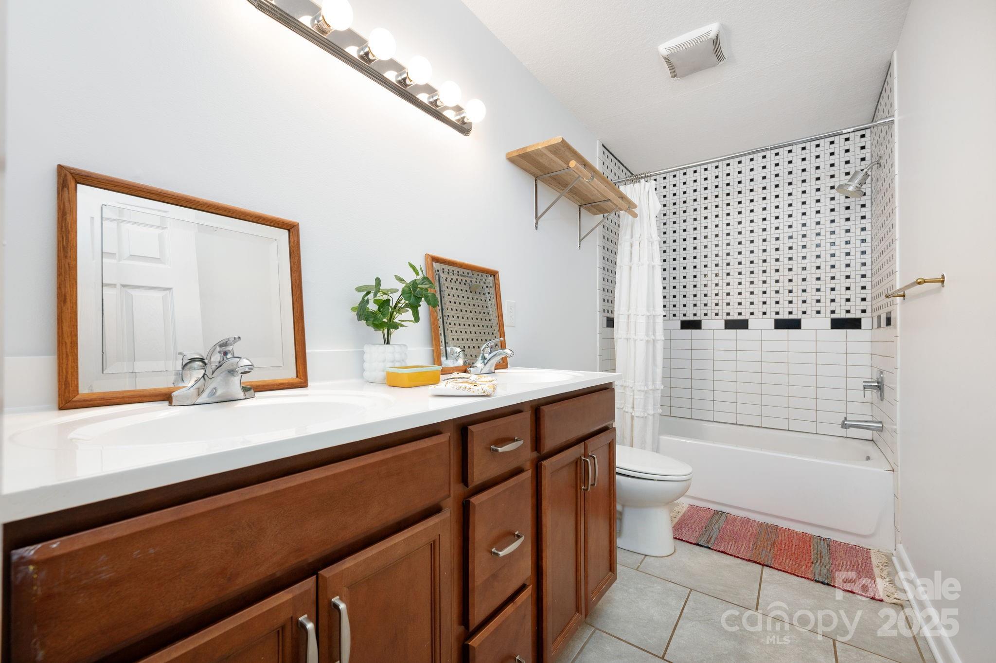 205 Cowan Cove Road Asheville NC 28806