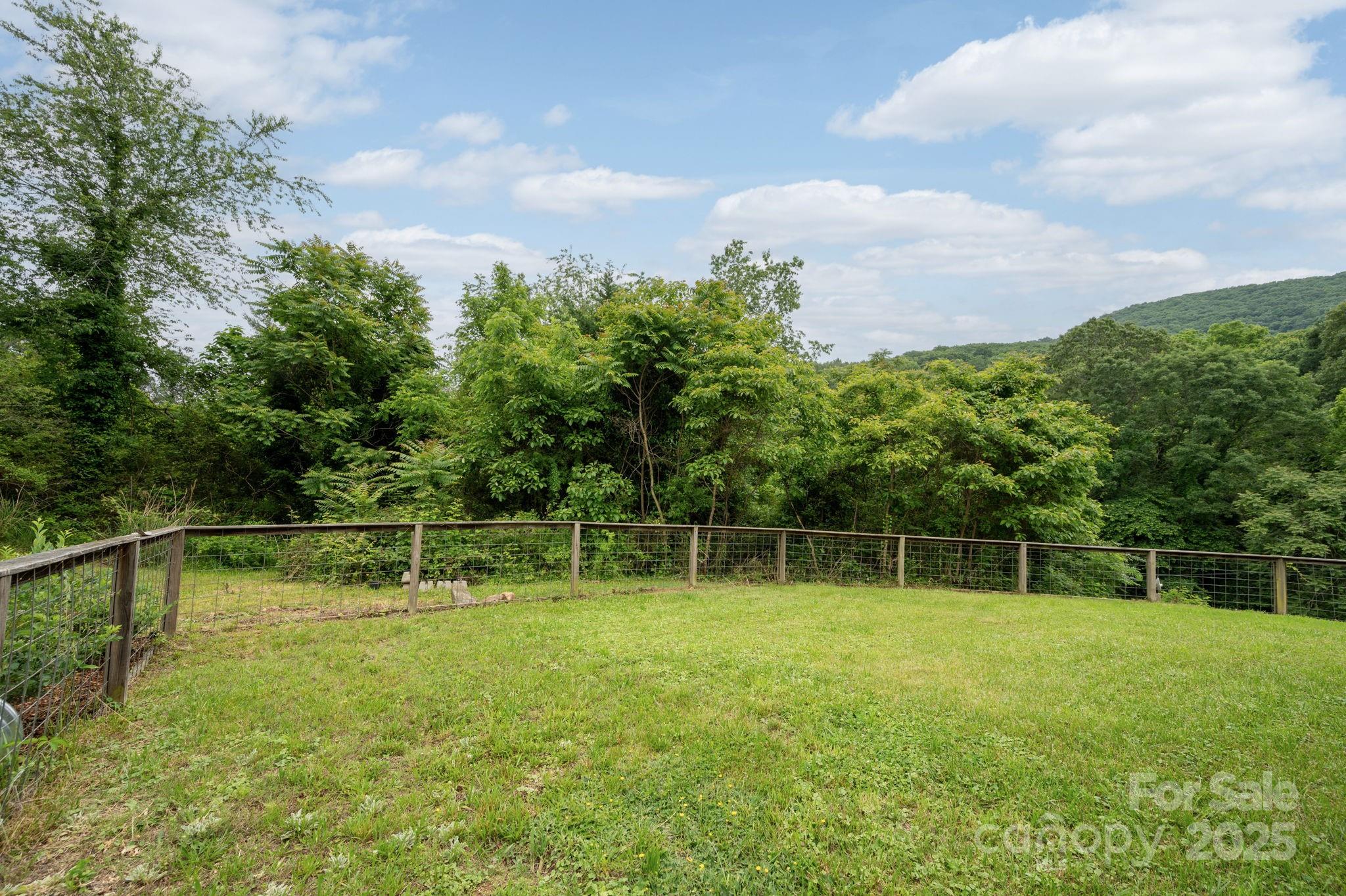 205 Cowan Cove Road Asheville NC 28806