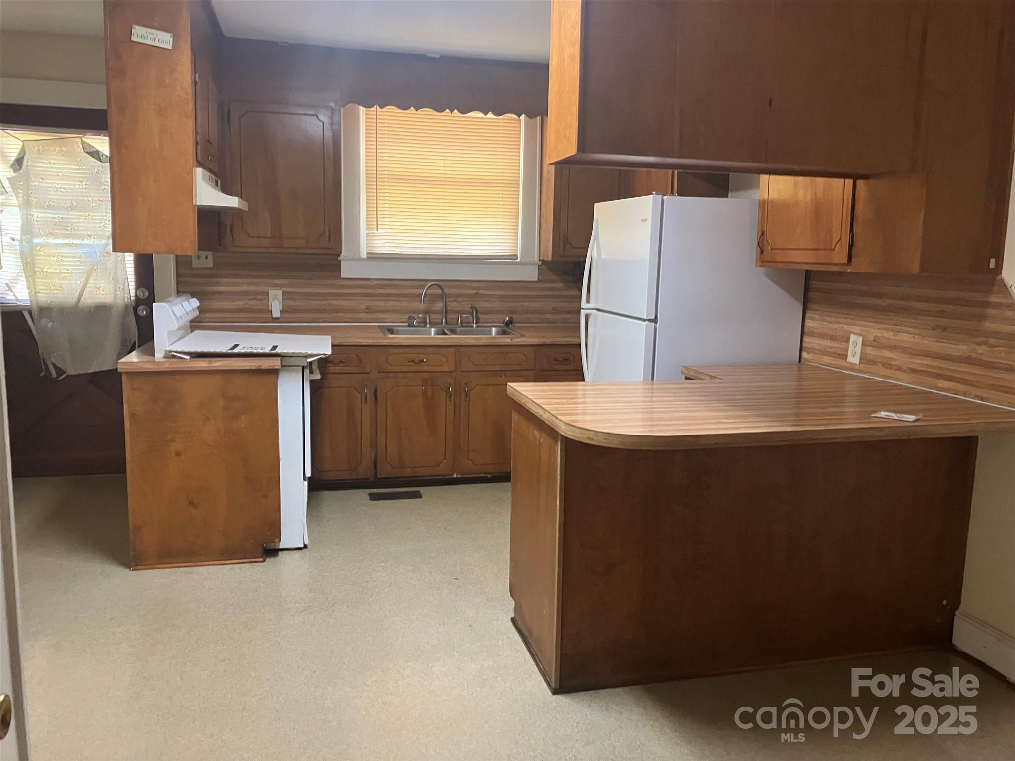 1105 E Main Street Albemarle NC 28001