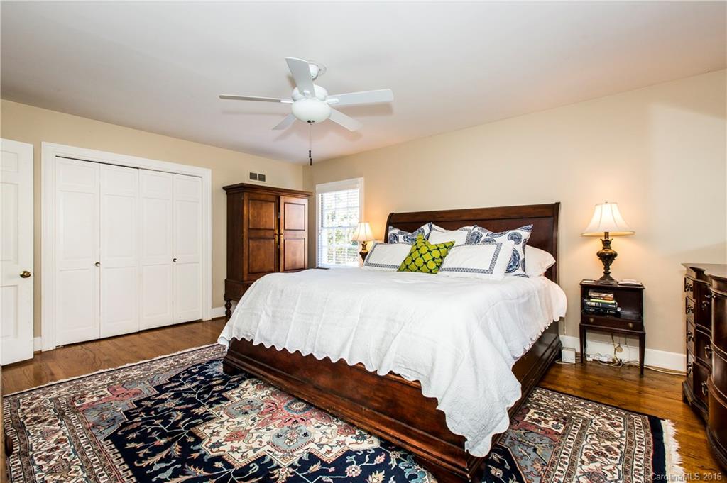 2307 Overhill Road Charlotte NC 28211
