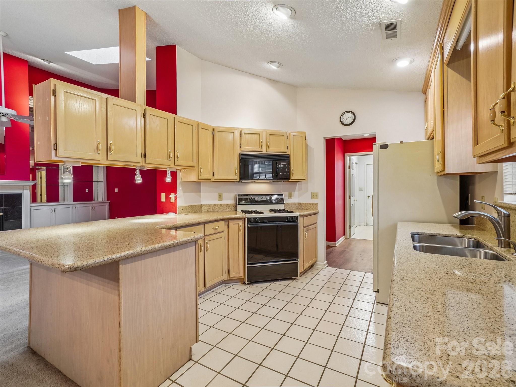 21 Heather Way Candler NC 28715