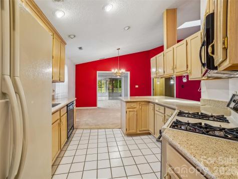 21 Heather Way Candler NC 28715