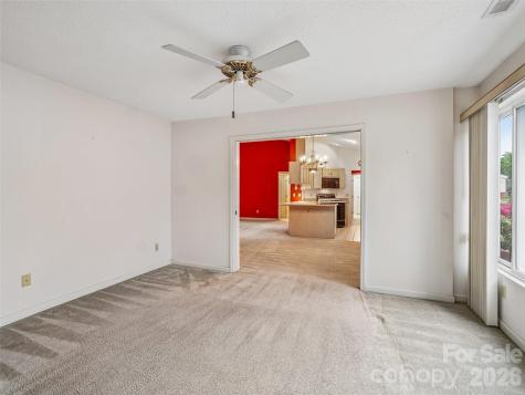 21 Heather Way Candler NC 28715