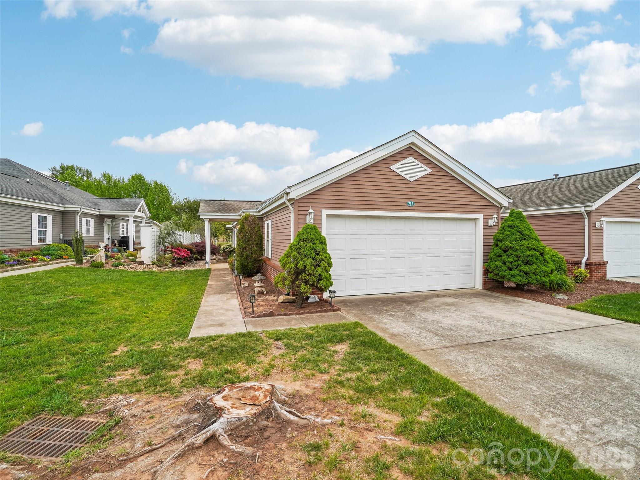 21 Heather Way Candler NC 28715