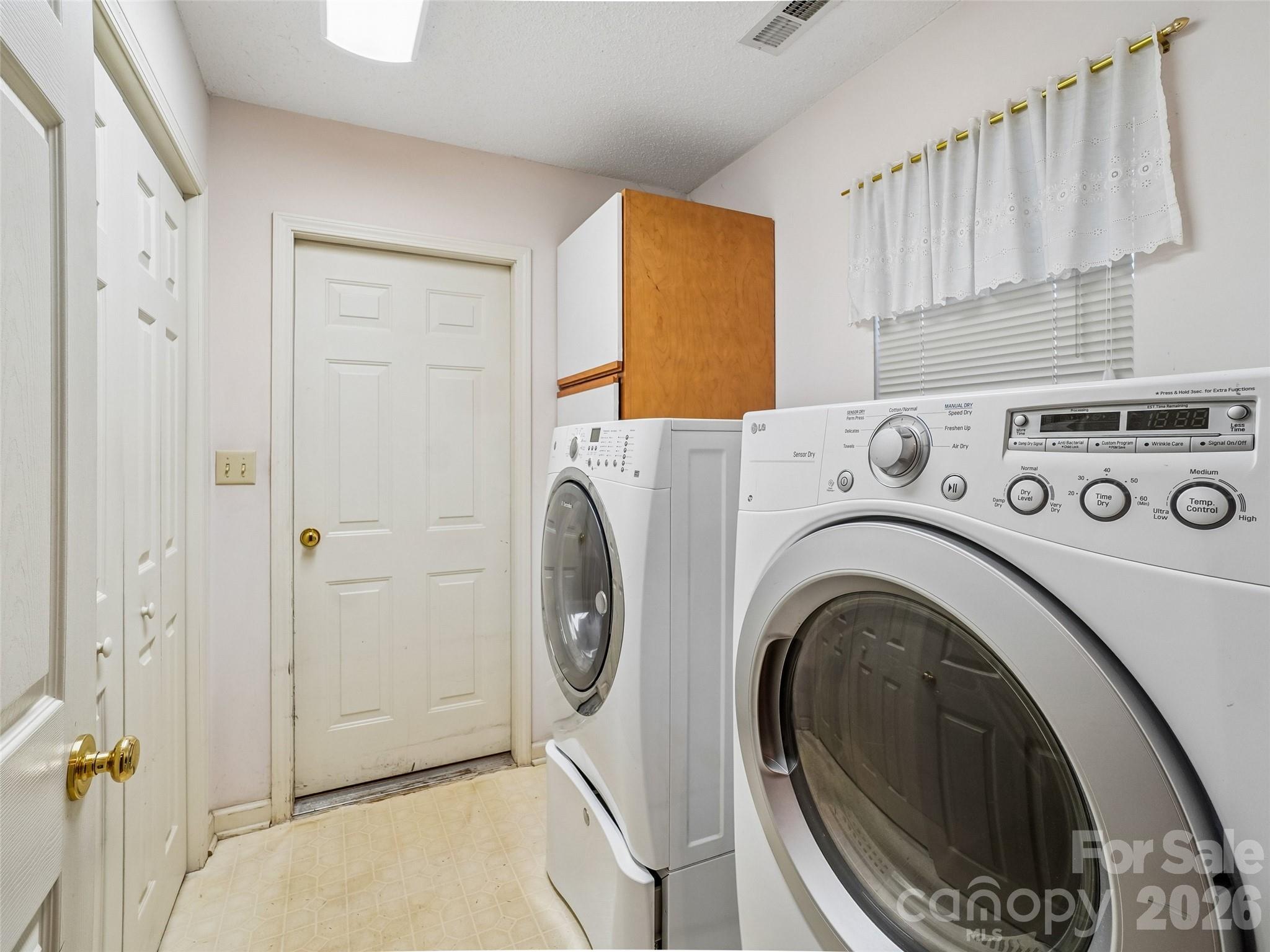 21 Heather Way Candler NC 28715
