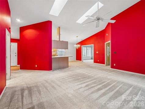 21 Heather Way Candler NC 28715