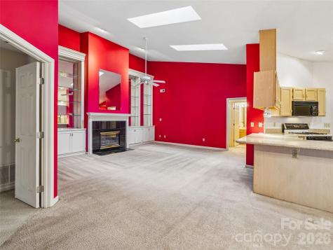 21 Heather Way Candler NC 28715