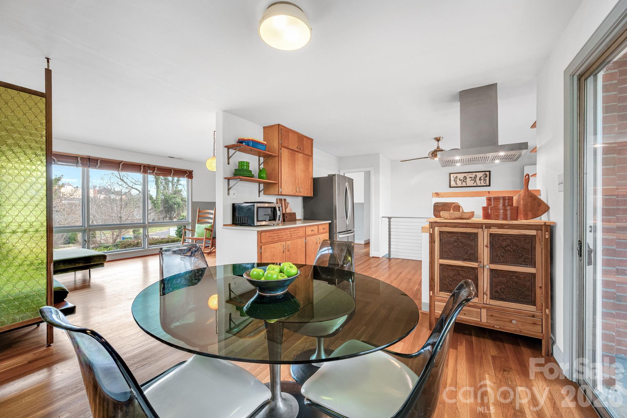 17 Swindale Street Asheville NC 28801