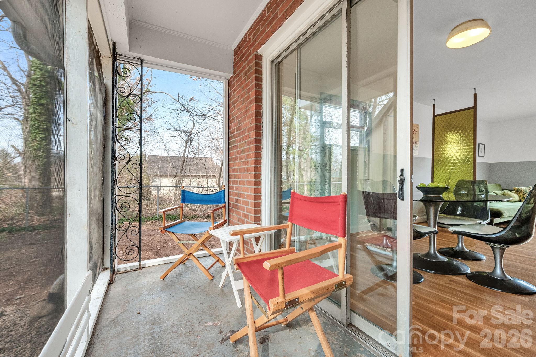 17 Swindale Street Asheville NC 28801