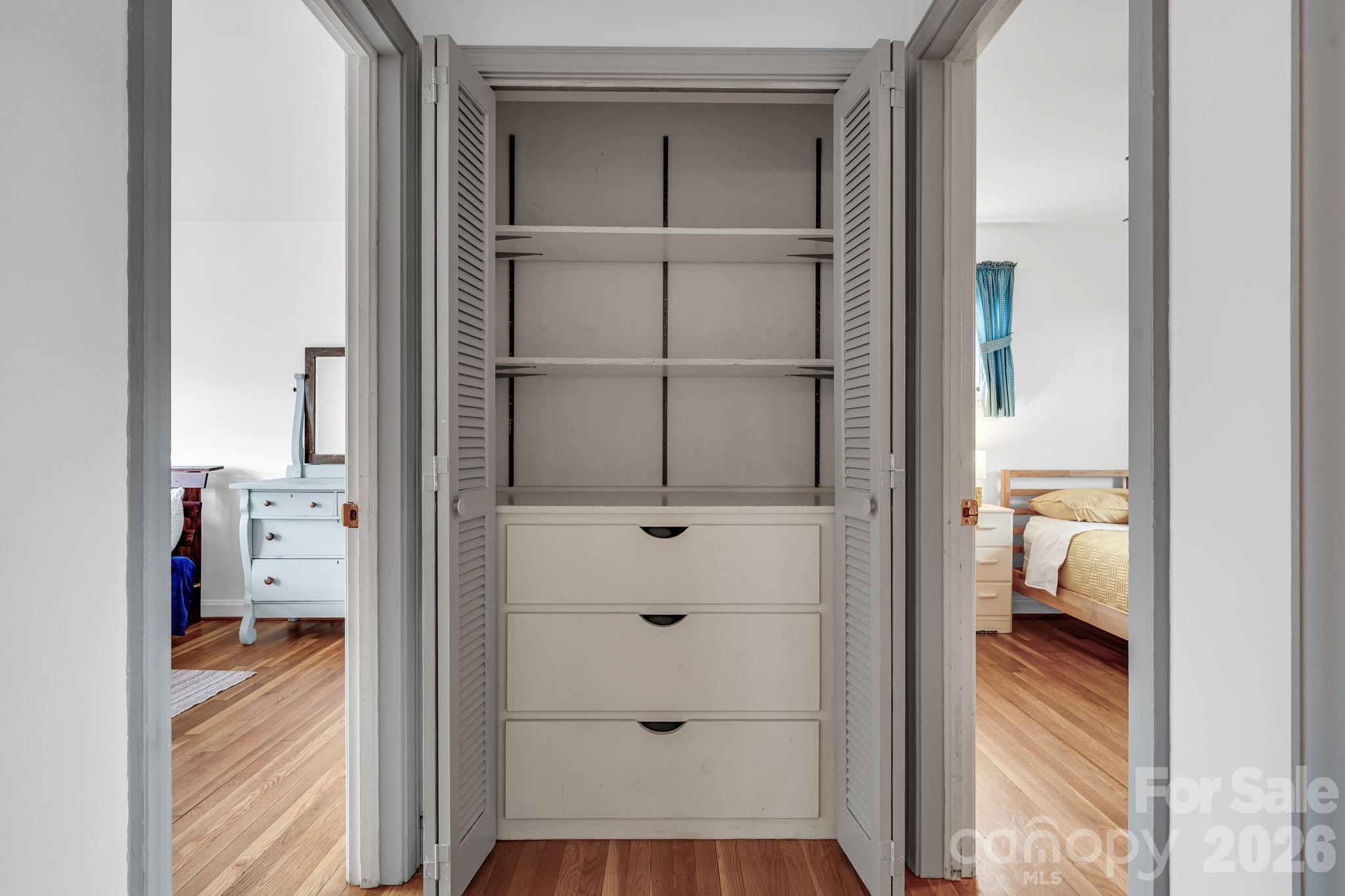 17 Swindale Street Asheville NC 28801