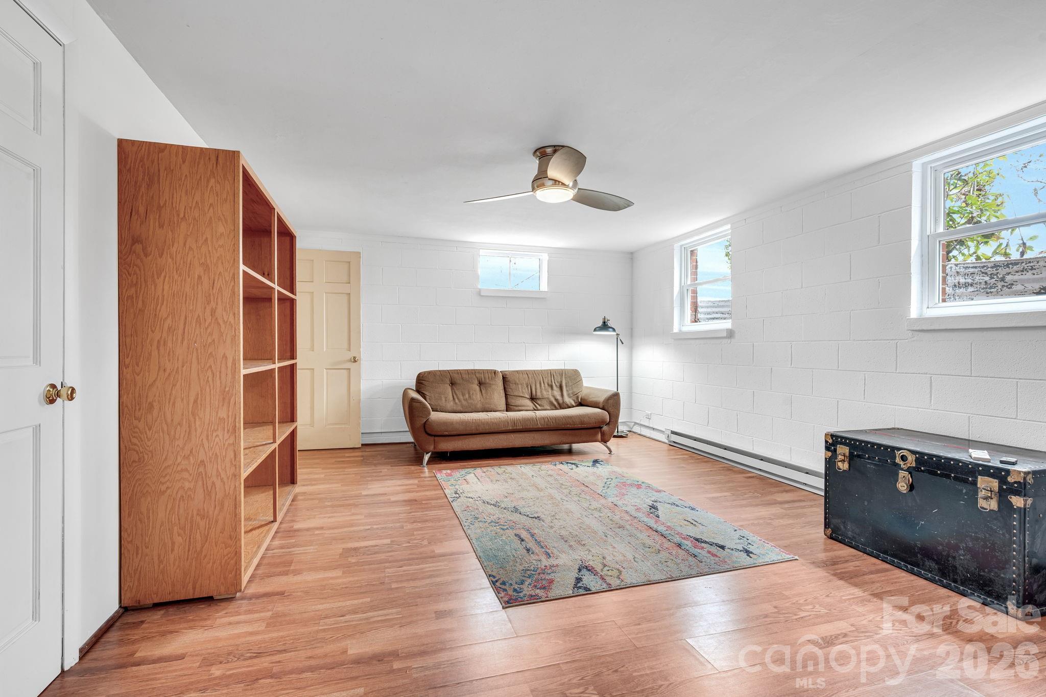 17 Swindale Street Asheville NC 28801