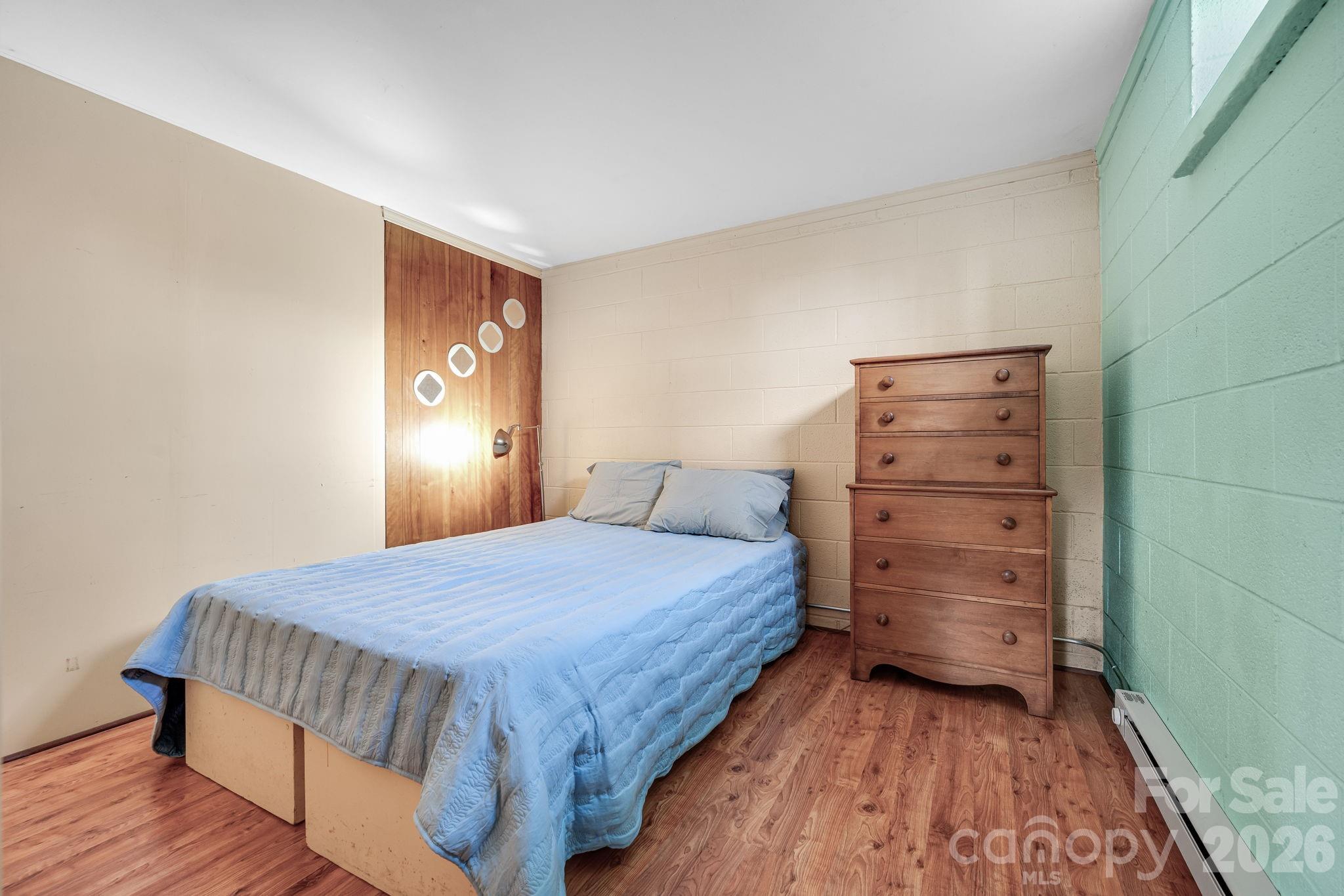 17 Swindale Street Asheville NC 28801