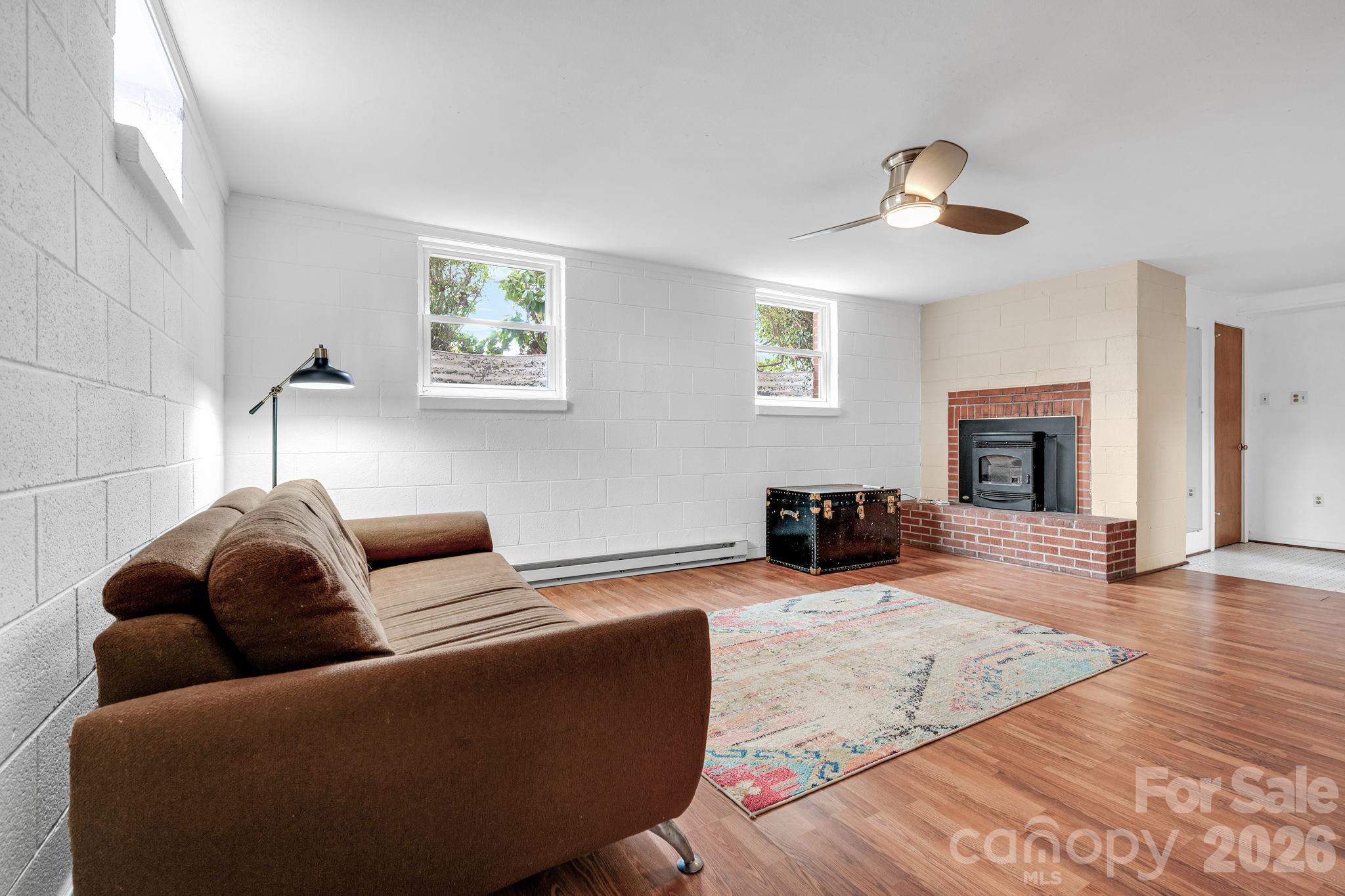 17 Swindale Street Asheville NC 28801