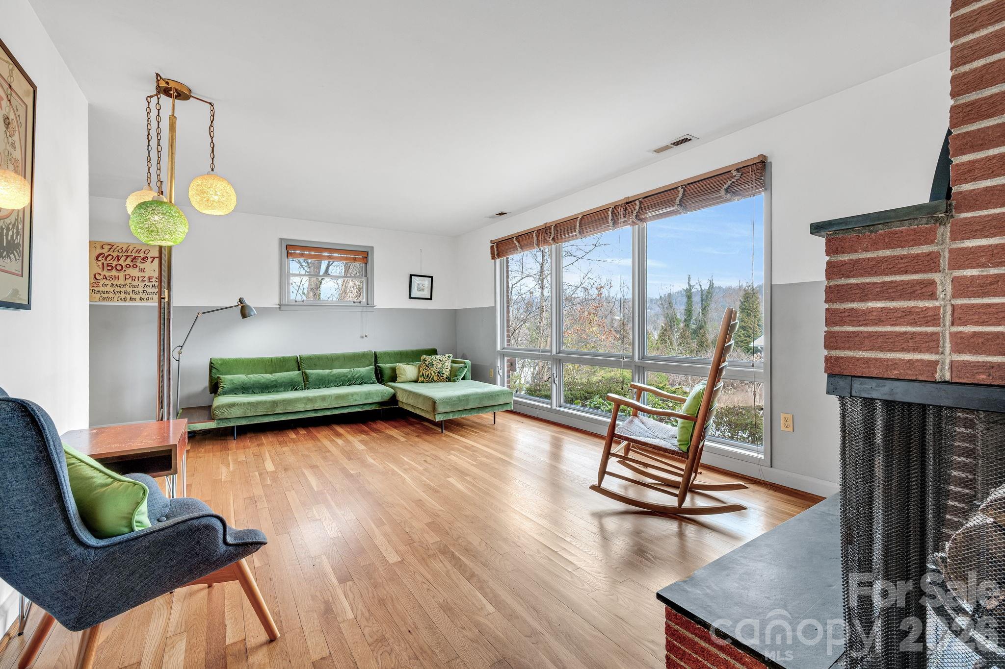 17 Swindale Street Asheville NC 28801