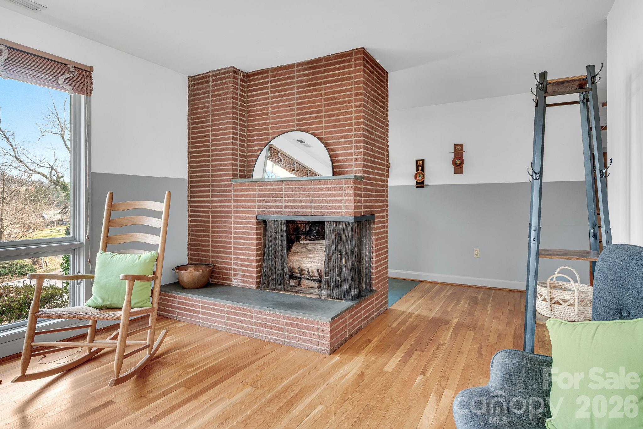 17 Swindale Street Asheville NC 28801